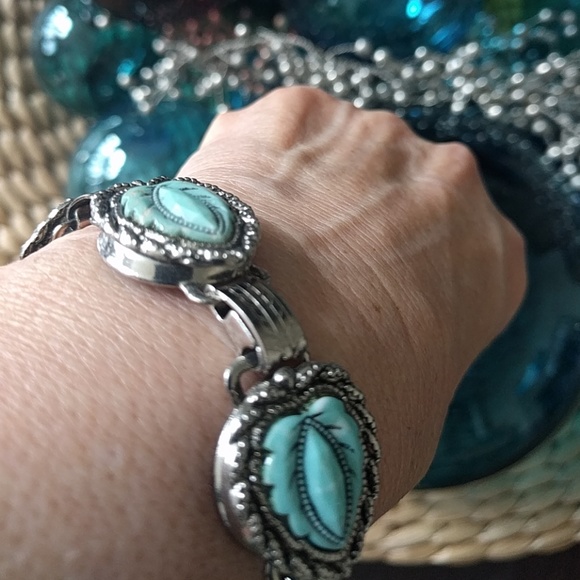 VTG silver tone, blue celluloid link bracelet - Picture 2 of 5